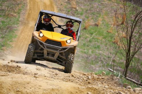 utv riding and zombie hunting, 2013 Kawasaki Teryx4 EPS Action Front