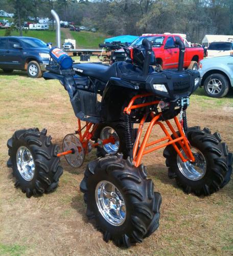 building a serious mud riding machine, Massive ATV Lift Kit