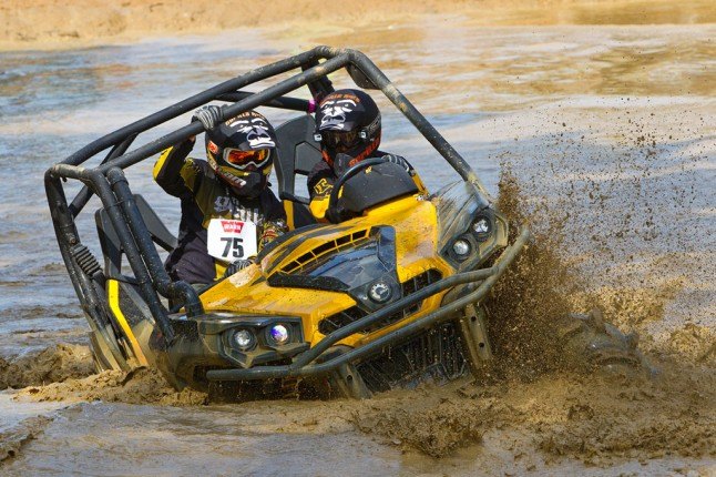 top 10 mud riding pictures, Gorilla Can Am Commander