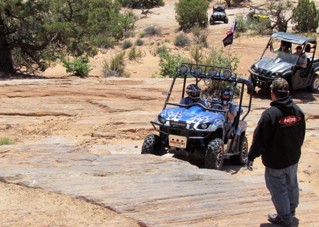 rock crawling tips and tricks, Rock Crawling Spotter