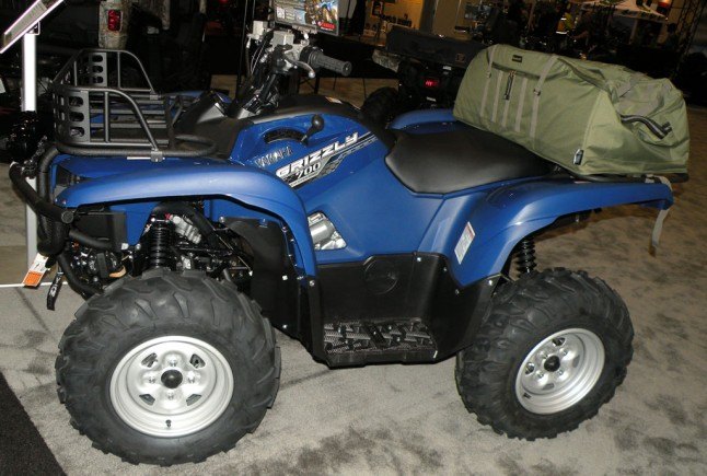 2013 aimexpo yamaha grizzly 700 utility package, Yamaha Grizzly Utility Package Left Side