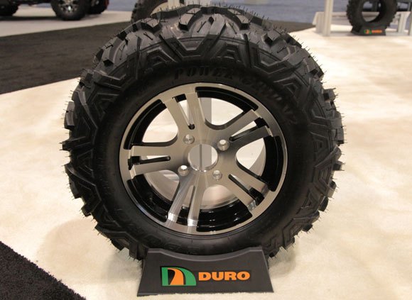 2013 AIMExpo: Duro Tires Power Grip V2 – Video