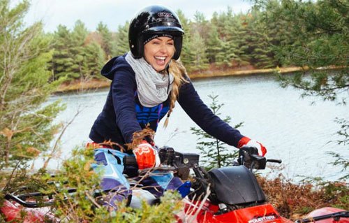 the roar of engines in parry sound video, Leticia Cline