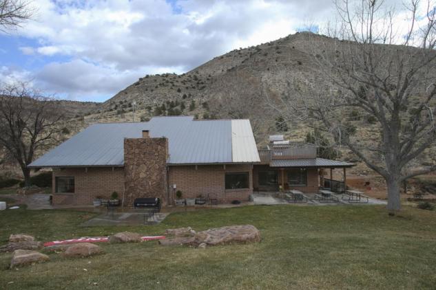 atv trails a grand canyon adventure, Bar 10 Ranch Big House