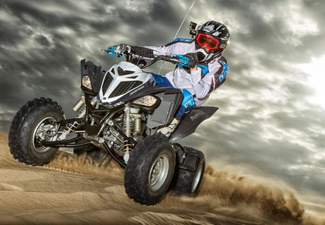 a newbie s guide to atv riding in glamis video, 2014 Yamaha Raptor 700R SE Action Beauty