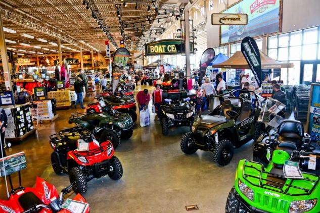 ontario a playground for atv riders video, Arctic Cat ATVs on Display