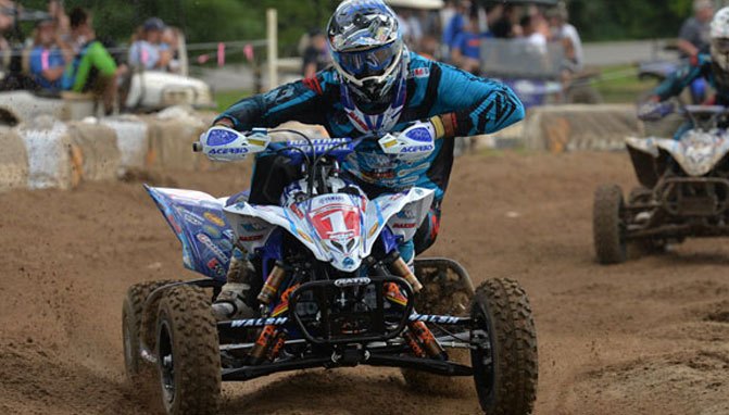 yamaha and chad wienen celebrate atvmx championship