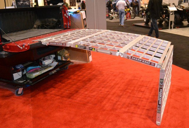 aimexpo 2014 shark kage multi use ramp, Shark Kage Table