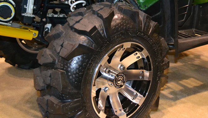 2014 AIMExpo: OTR Tomahawk Mud Tire