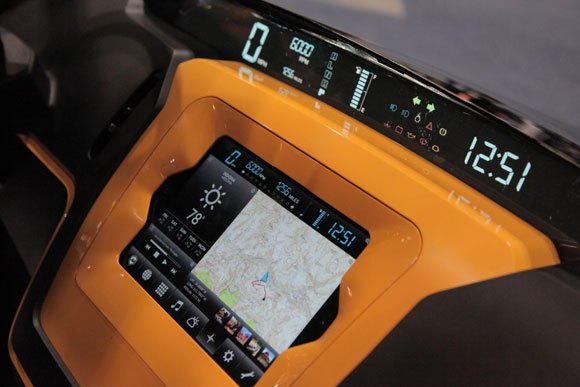 2014 aimexpo massimo motor 1200 series utv video, Massimo Motors 1200 Series Tablet Display