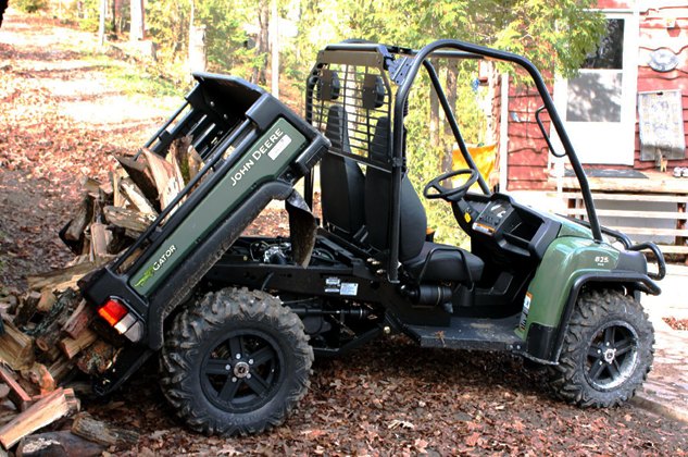 2015 utility utvs buyer s guide, John Deere Gator XUV 825i