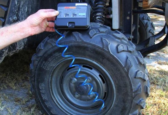 top 10 atv camping items, Moto Pump Tire Inflator