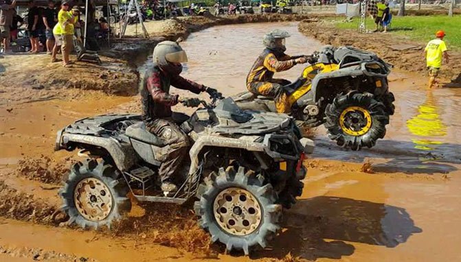 can am racks up mud racing titles, Casey McGinnis and Bill Ford Mud Racing