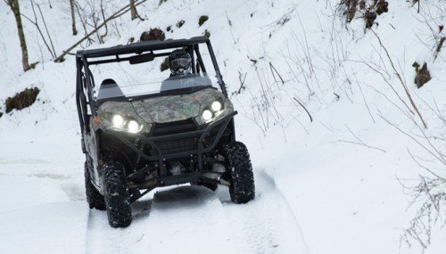 atv racing in the snow in russia video