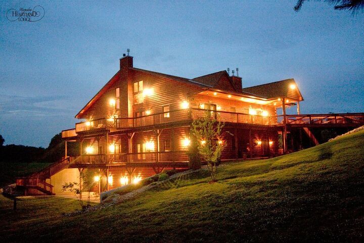 riding the illinois countryside at harpole s heartland lodge, Heartland Lodge Dusk