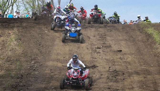 Hetrick Outduels Wienen at Ironman National MX