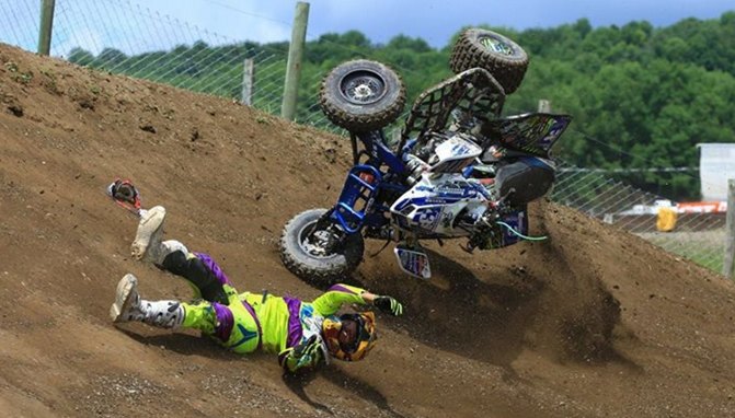 Top 5 Crash Photos From the 2016 National Motocross Series