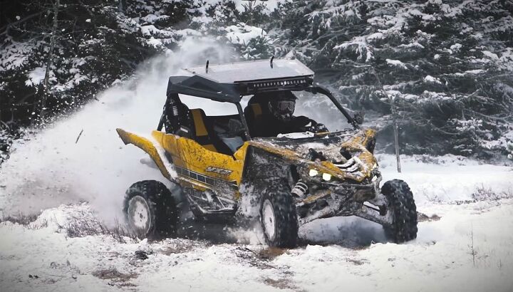 snow day with a yamaha yxz1000r video, Yamaha YXZ1000R Cornering Snow