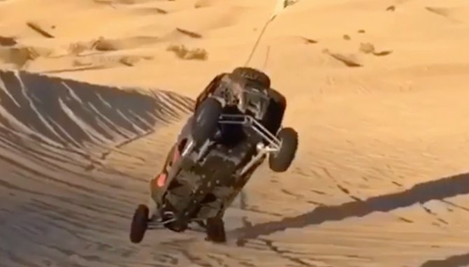 watch this guy fold the front end of his rzr in slow motion video