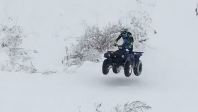 watch chad wienen turn laps on a yamaha kodiak video