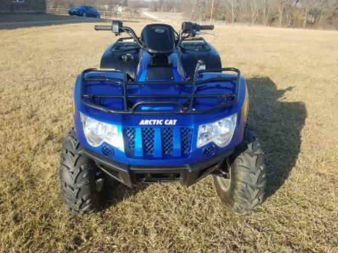 arctic cat 550 xt best buy of the week, Arctic Cat 550 XT Front