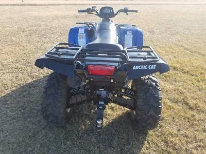 arctic cat 550 xt best buy of the week, Arctic Cat 550 XT Rear