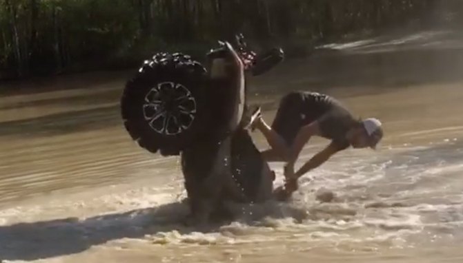 This Guy Get's Ejected by His ATV + Video