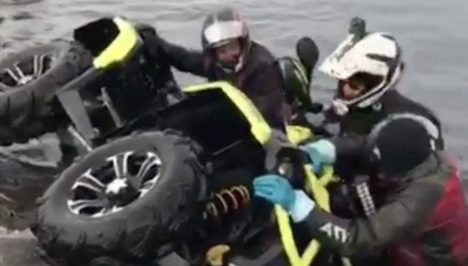 how many russians does it take to wrestle an outlander out of the water video