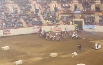 Crazy Crash Just After the Gate Drop in This Three Wheeler Race + Video