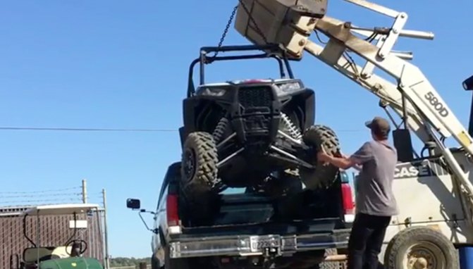 that s one way to unload a utv video