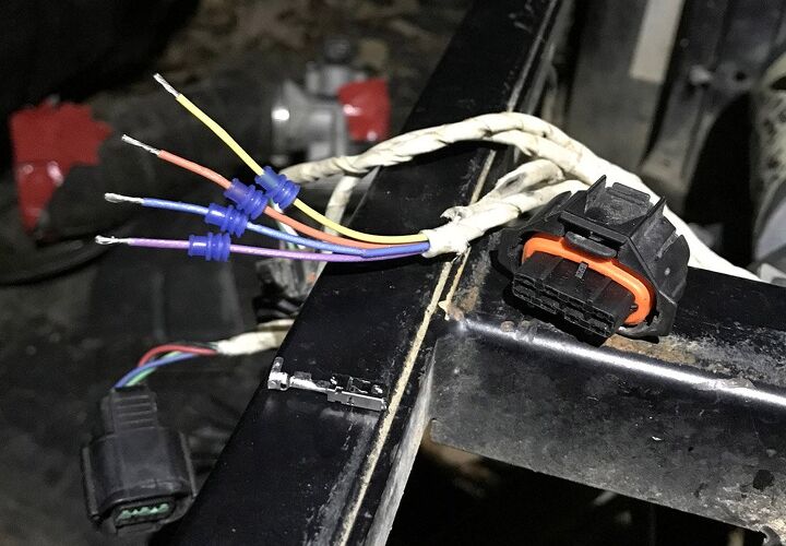 utv wrenching chasing down a wiring problem in a polaris ranger crew, Polaris Ranger Wiring Problem 4