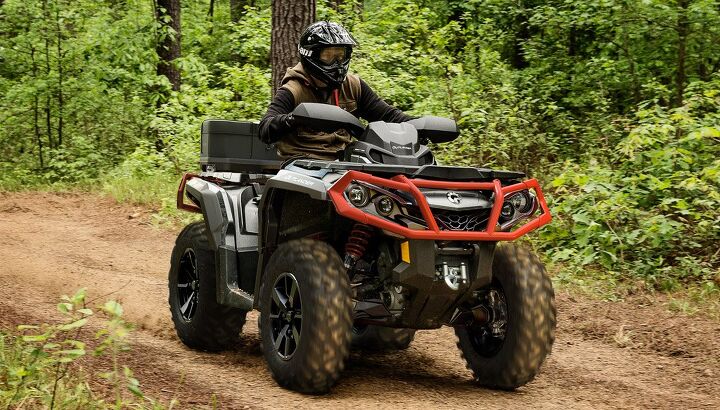 2019 atv com atv of the year, 2019 Can Am Outlander 1000R XT Action