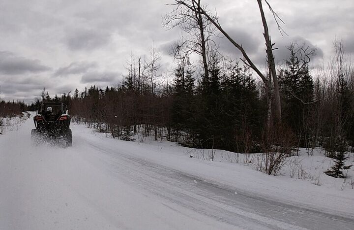 how to drive a utv in the snow, UTV Snow Rear