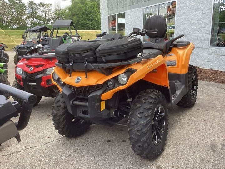 only 321 miles 1 owner can am front luggage bag factory 2 up newer tires