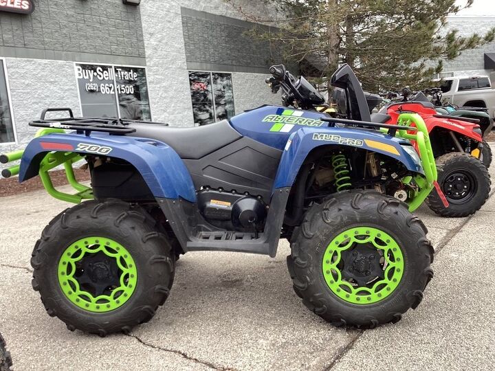 only 1310 miles power steering 3000lb warn winch big bumpers speed racks