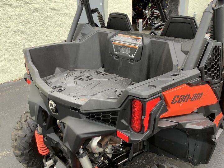 only 220 miles dynamic power steering 5000lb badland winch roof windshield