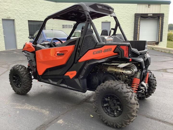 only 220 miles dynamic power steering 5000lb badland winch roof windshield