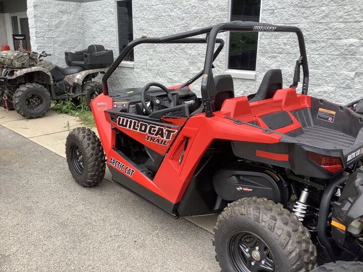 only 193 miles 700cc fuel injected motor 50 wide fox shocks 4x4 automatic