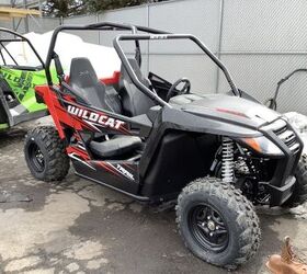 only 1 mile fox shocks 700cc fuel injected motor automatic 4x4 independent