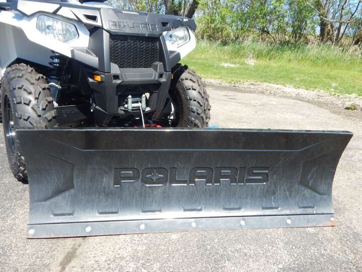 only 16 miles quick detach polaris plow 2500 lb winch irs automatic fuel