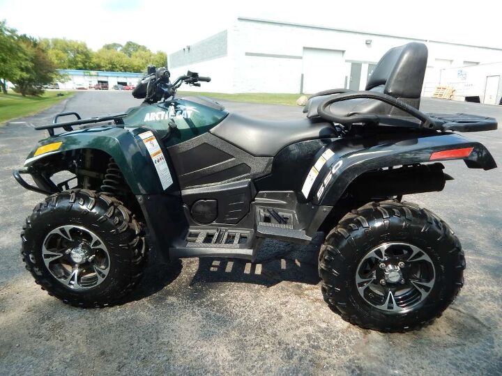 2 riding fuel injected eps speed racks heated grips automatic 4x4 irs