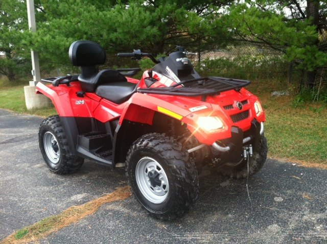 strong running adult owned can am outlander max 800 efi 4x4 this 2 up atv has