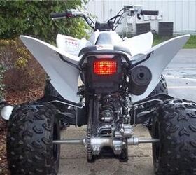 like new yamaha raptor 250 this atv comes with 2 sets of graphics that are