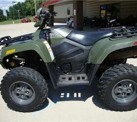 nice late model 4x4 automatic with a winch heavy duty bumper w hd lightt grills