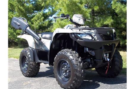 nearly new suzuki king quad 450 axi that has only 5 8 hours and 10 miles of use