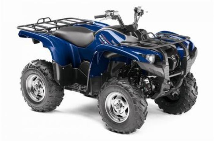 brand new steel blue 2011 grizzly 700 4wd with factory warranty