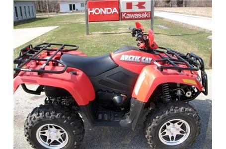 what a great atv comes with hand guards front bumper rear bumper winch like