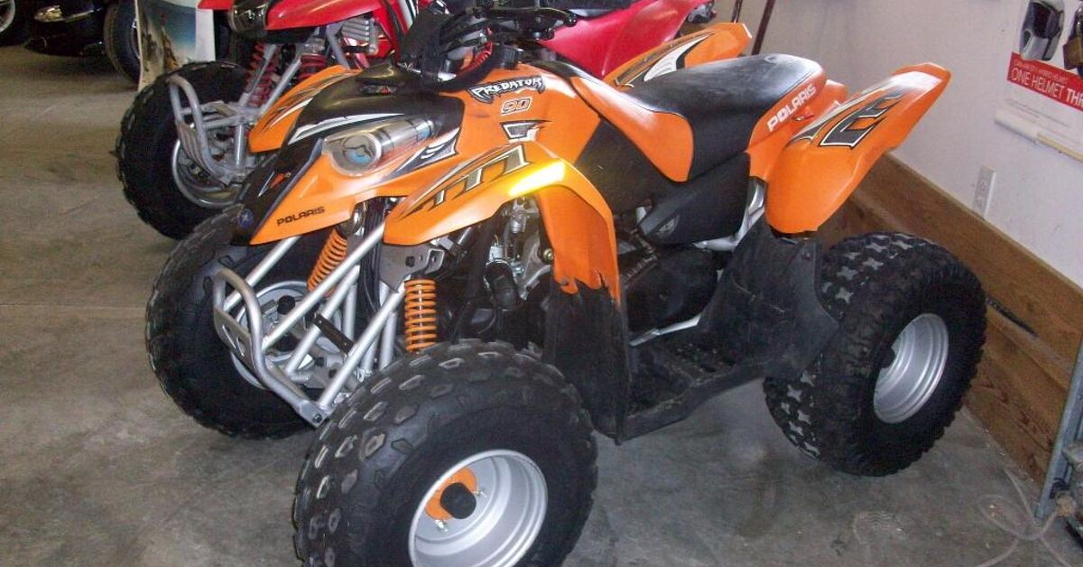 Fresh Seat For Your Predator: Enjoy Mfg Seat Cover For 2004-2006 Polaris Predator 90 – Orange & Black