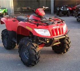 awesome deal on this 500 arctic cat 4x4 only 44 mi on this