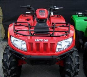 awesome deal on this 500 arctic cat 4x4 only 44 mi on this